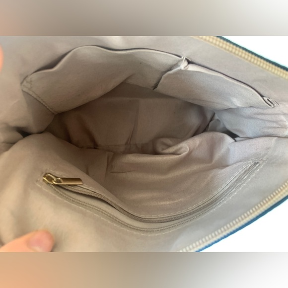 Portuguese cork and red vegan leather purse - Picture 8 of 13